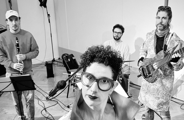 Efrat Alony – Off to New Horizons